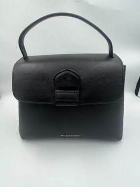 Pre loved Burberry Small Camberley tote Black with gold hardware